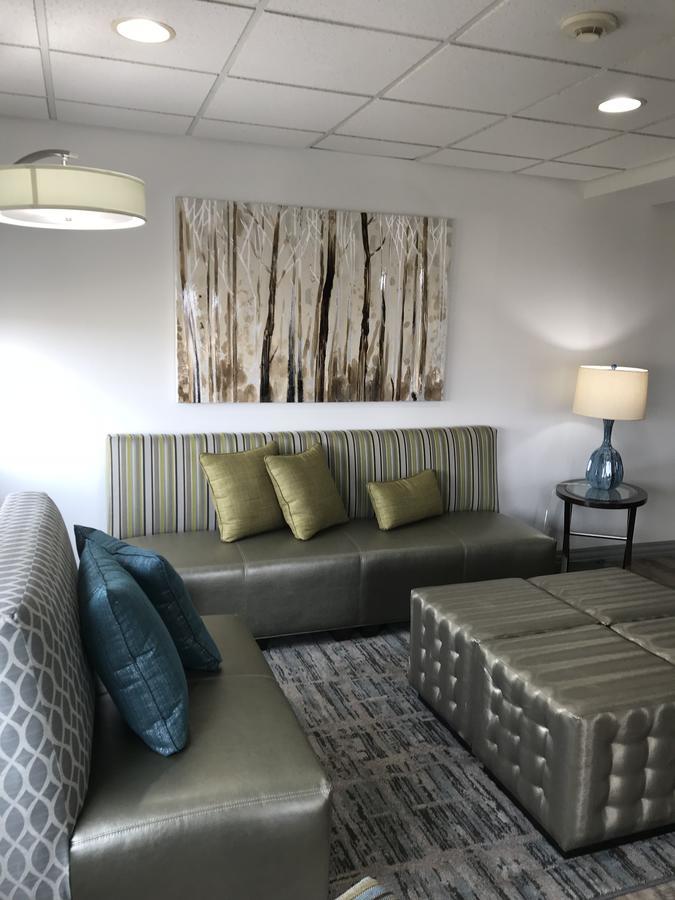 Best Western Brookfield Екстериор снимка